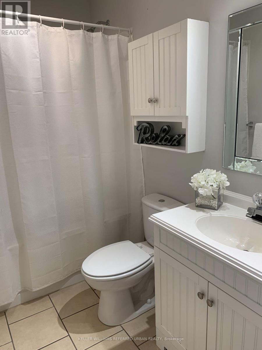 1833 Tiny Beaches Road S, Tiny, ON - Indoor Photo Showing Bathroom