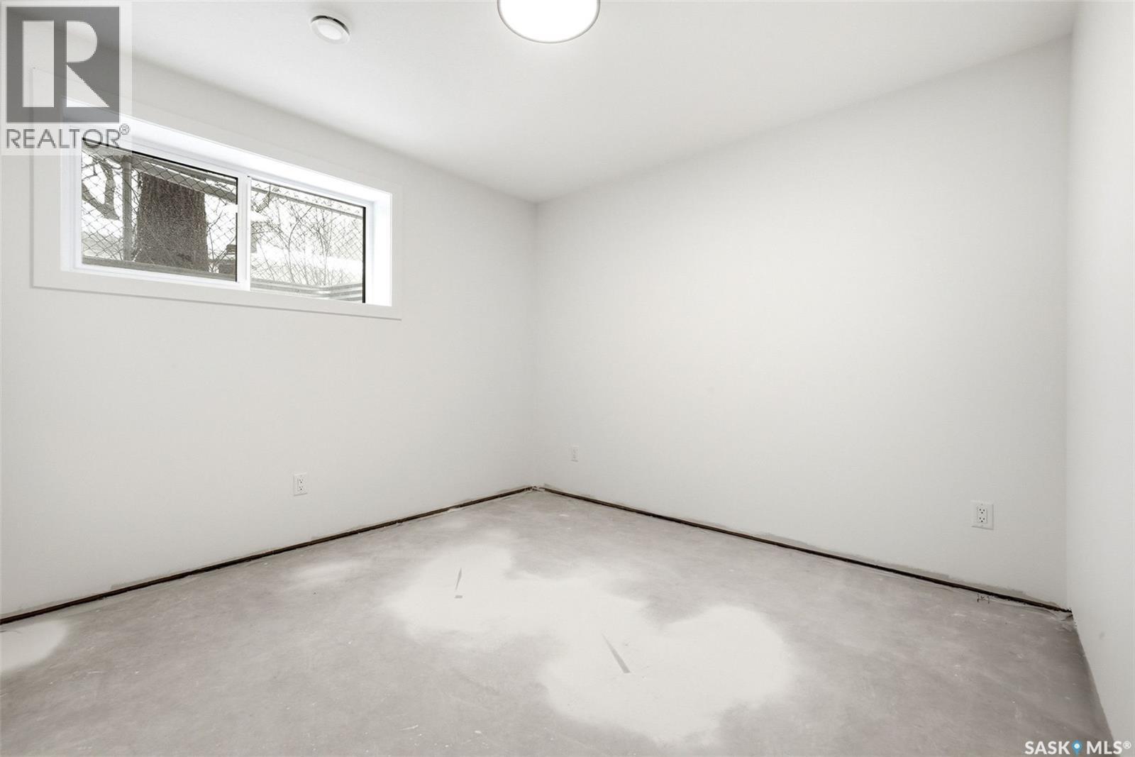3023 Regina Avenue, Regina, SK - Indoor Photo Showing Other Room