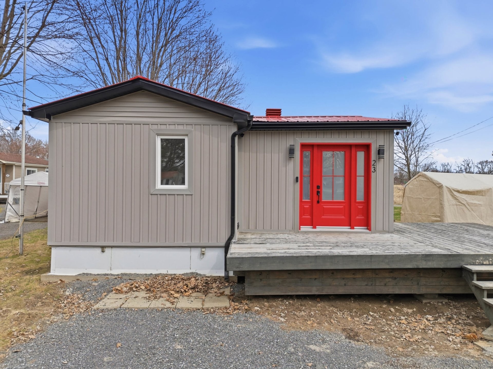 Front of Structure - 23 Rue Aldéas-Lachapelle, Saint-François-Du-Lac, QC - Outdoor