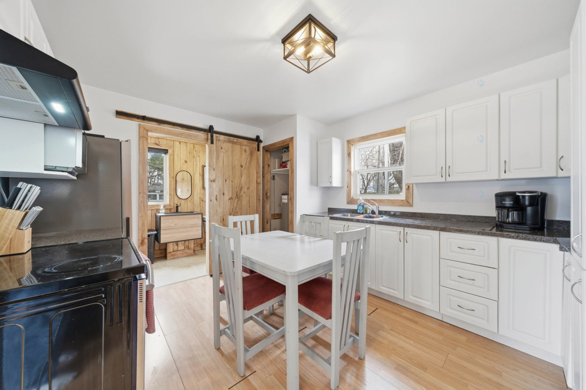 Kitchen - 23 Rue Aldéas-Lachapelle, Saint-François-Du-Lac, QC - Indoor
