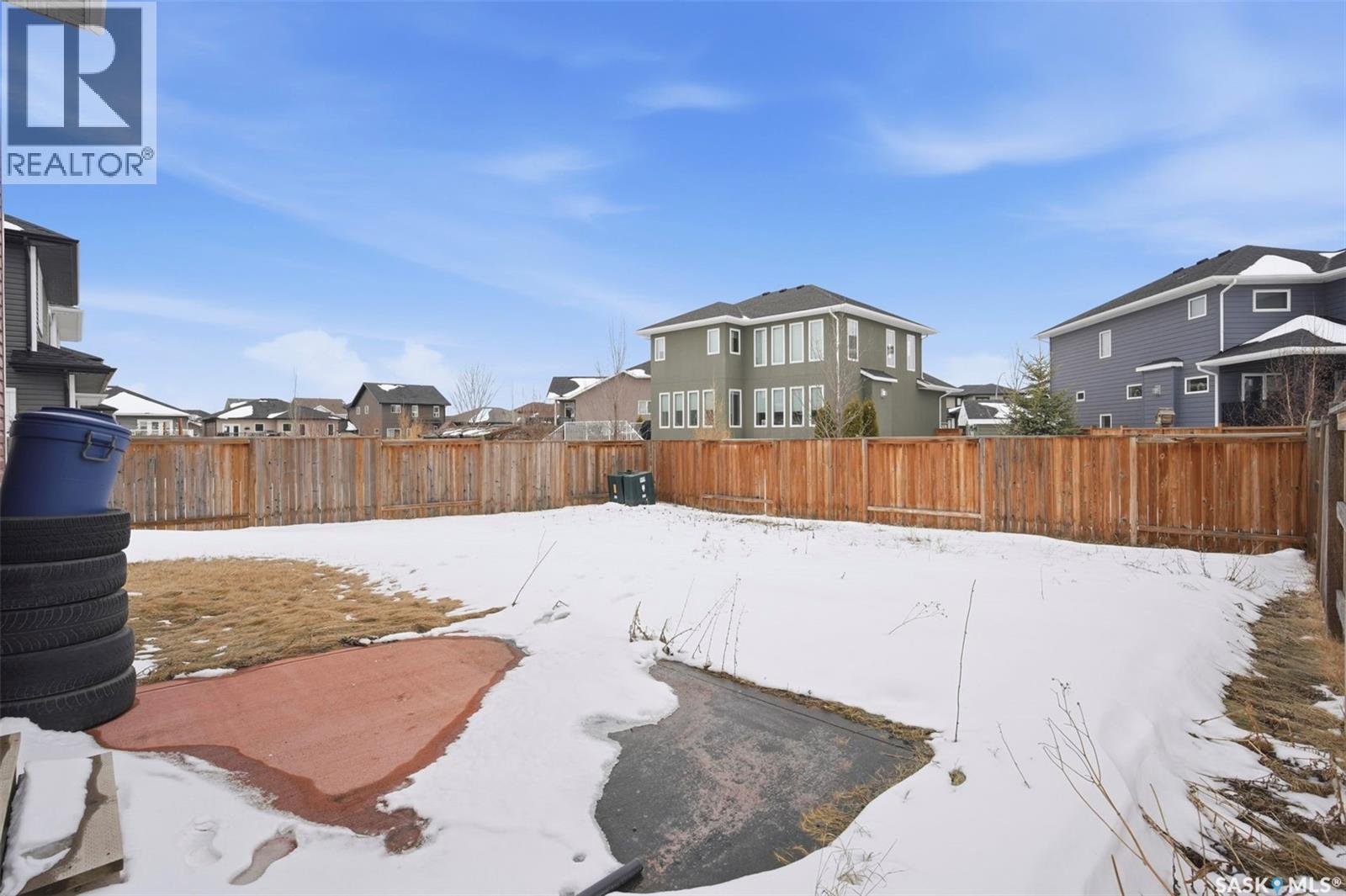 516 Pichler Way, Saskatoon, SK - Outdoor