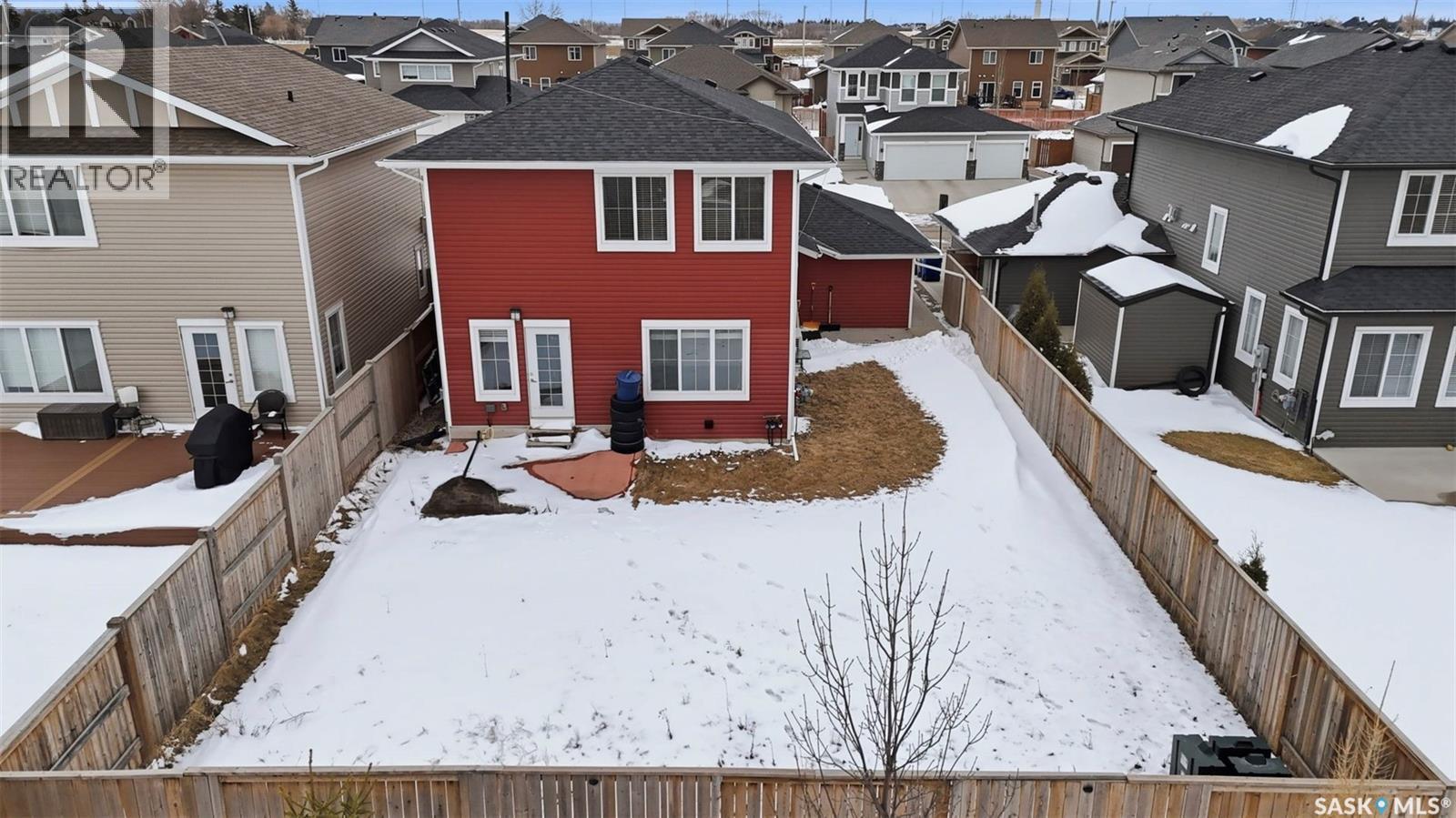 516 Pichler Way, Saskatoon, SK - Outdoor