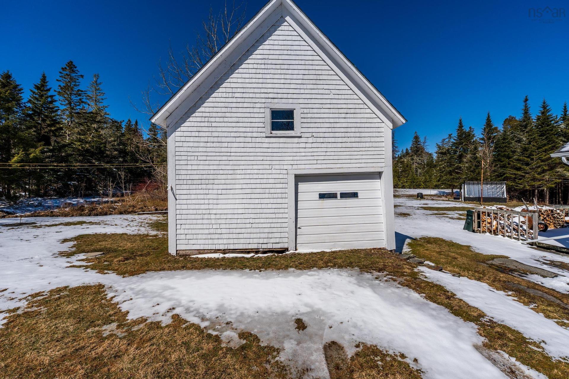 46 Highway 335, Pubnico, NS