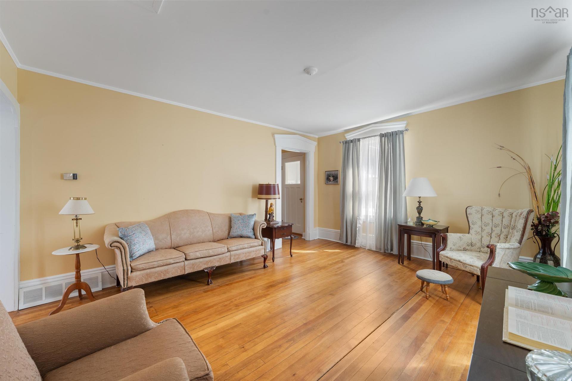 46 Highway 335, Pubnico, NS
