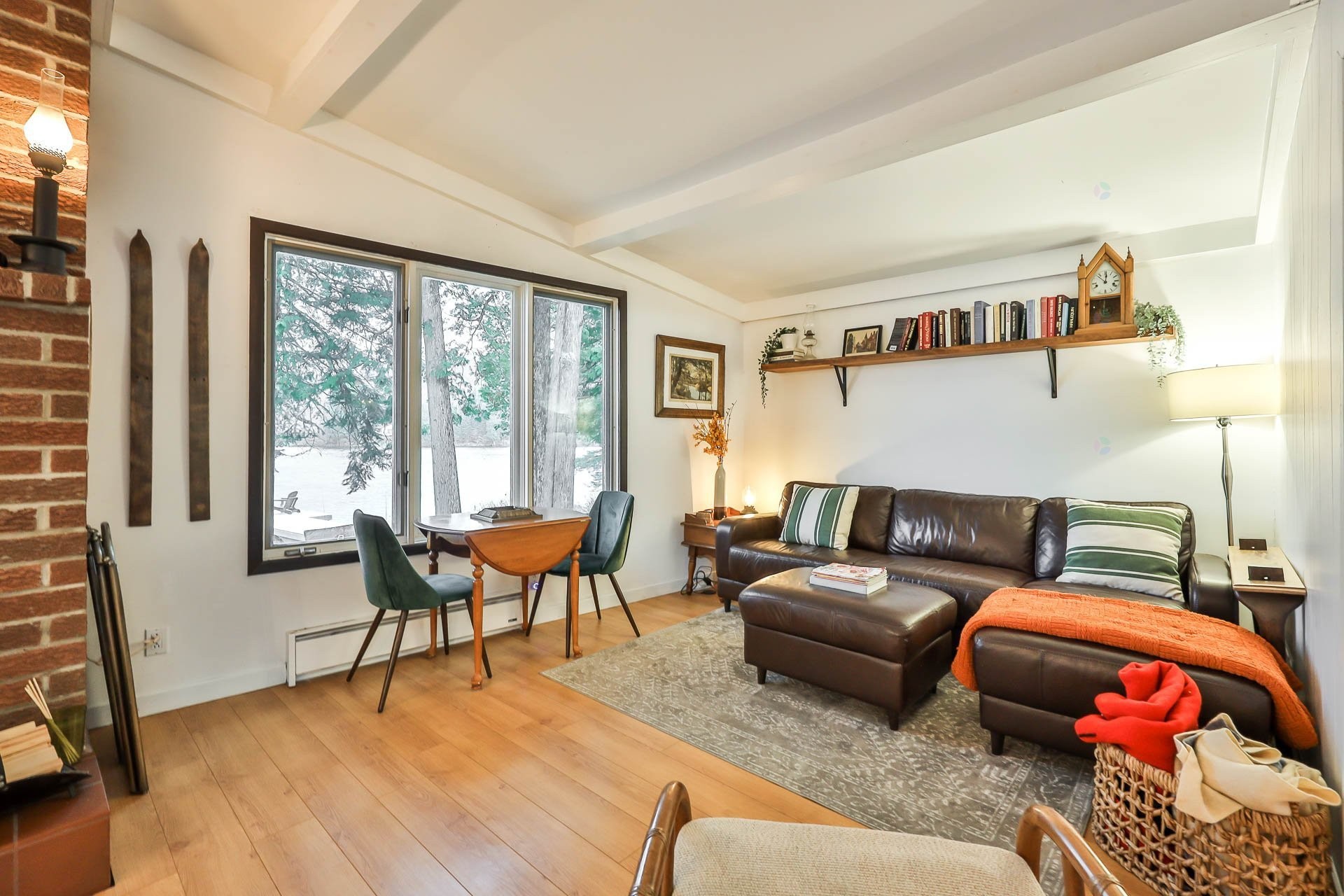 Living Room - 129 Ch. Laporte, Val-Des-Bois, QC