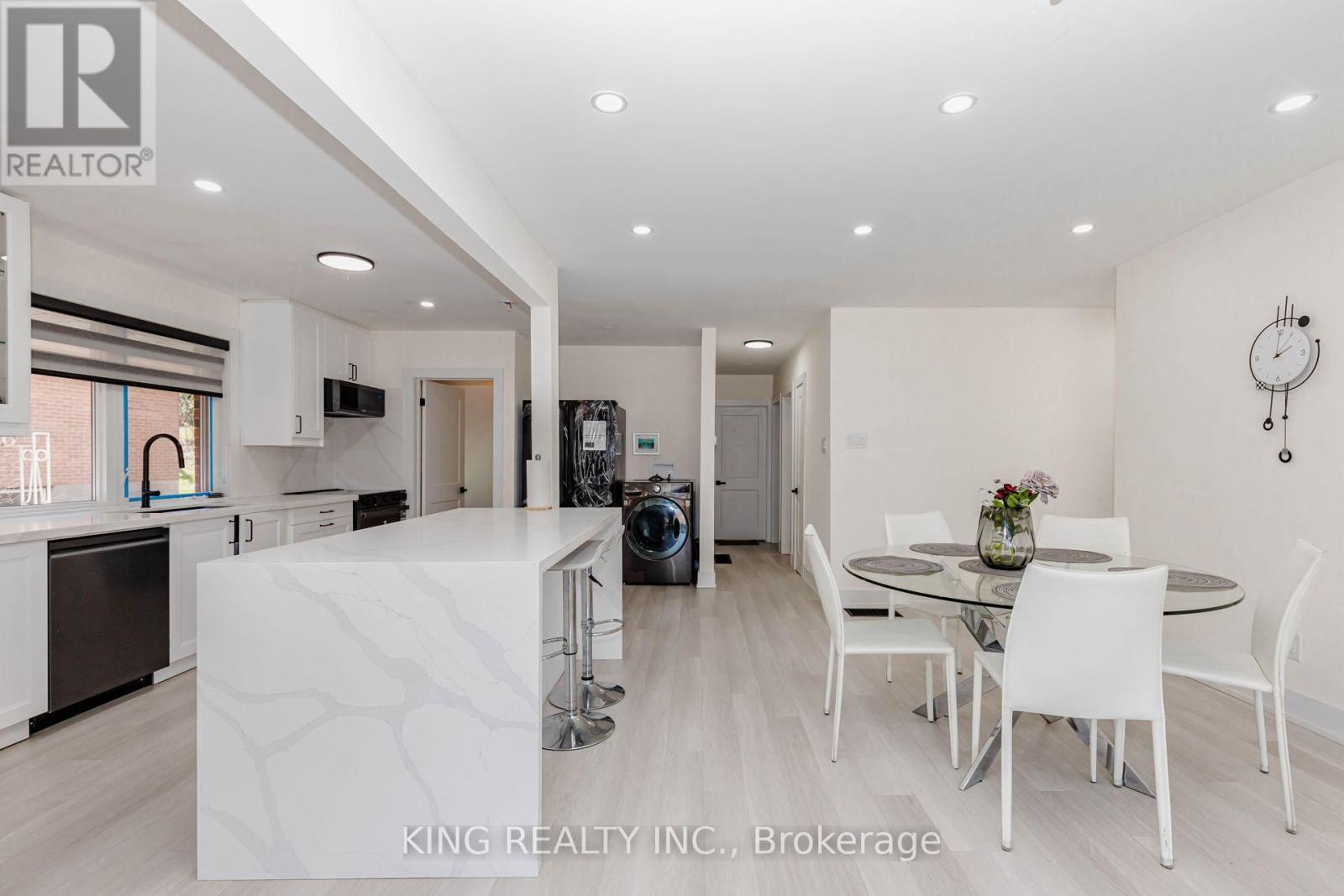 40 Granton Street, Hamilton, ON - Indoor