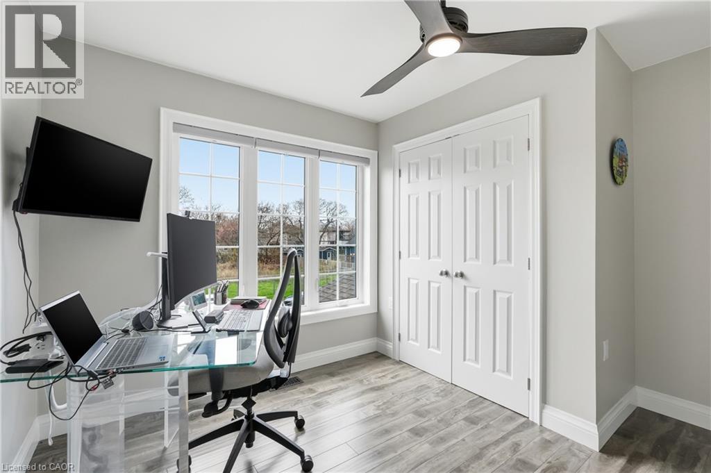3 Rembe Avenue, Hamilton, ON - Indoor Photo Showing Office