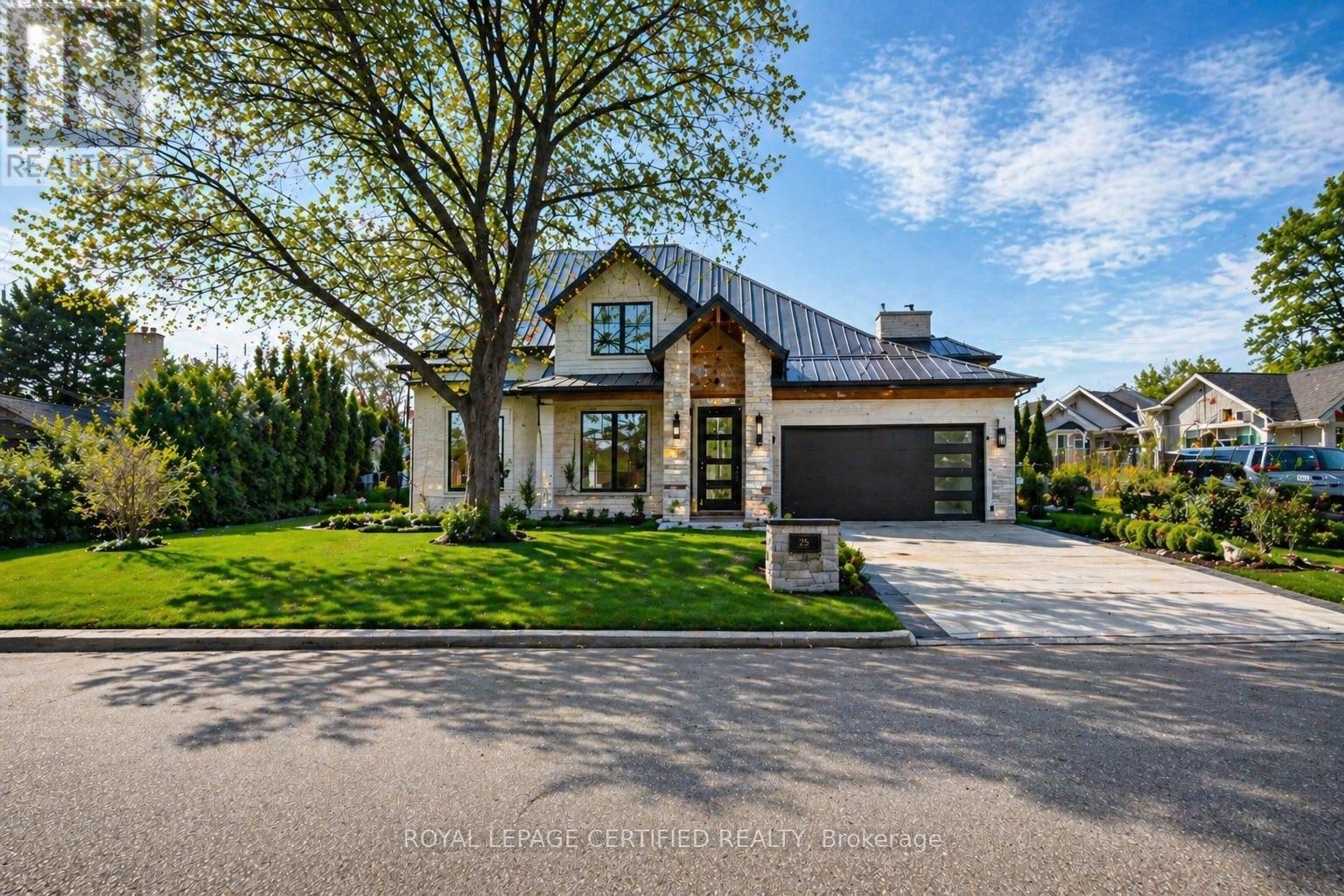 1348 Hollyrood Avenue, Mississauga, ON - Outdoor