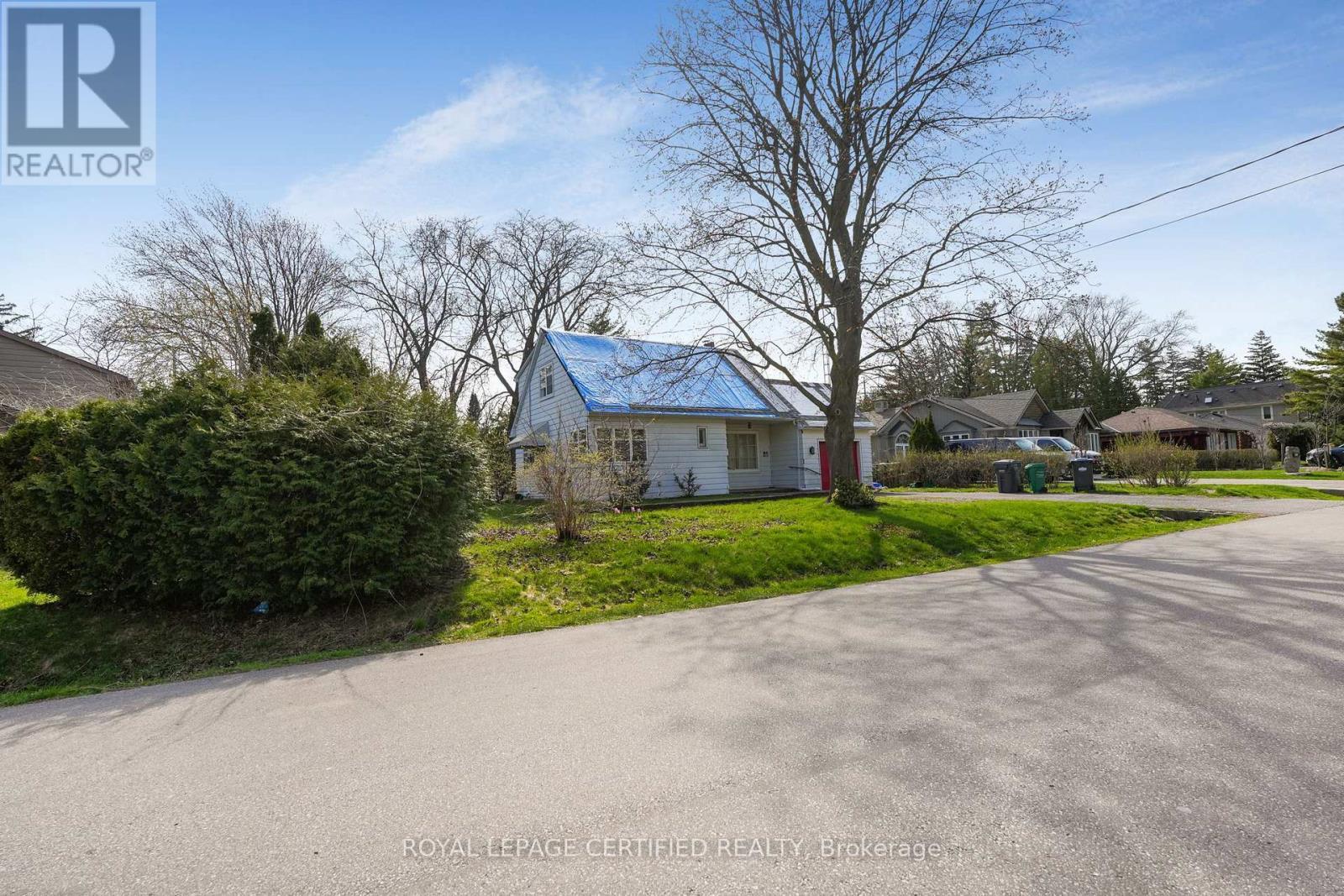 1348 Hollyrood Avenue, Mississauga, ON - Outdoor