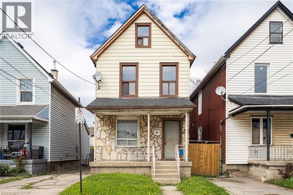 39 Munroe Street, Hamilton, ON - Outdoor With Deck Patio Veranda With Facade