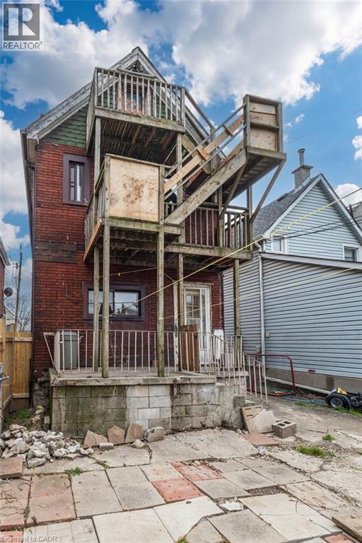 39 Munroe Street, Hamilton, ON - Outdoor