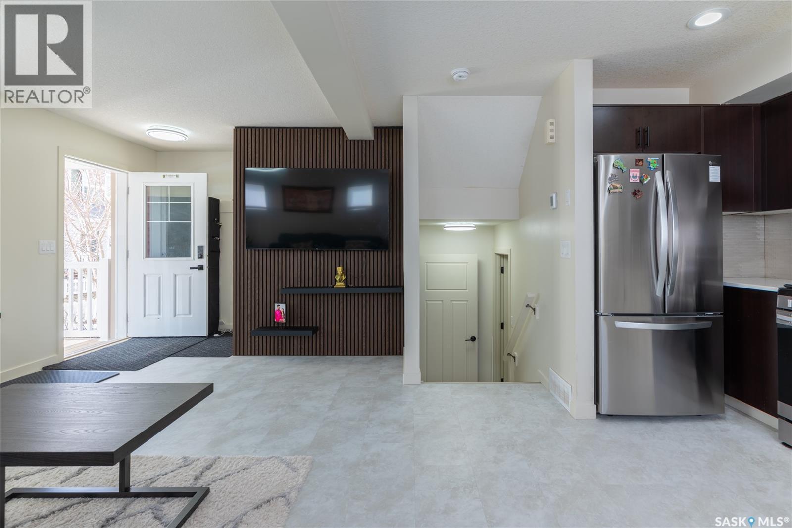 41 5702 Gordon Road, Regina, SK - Indoor