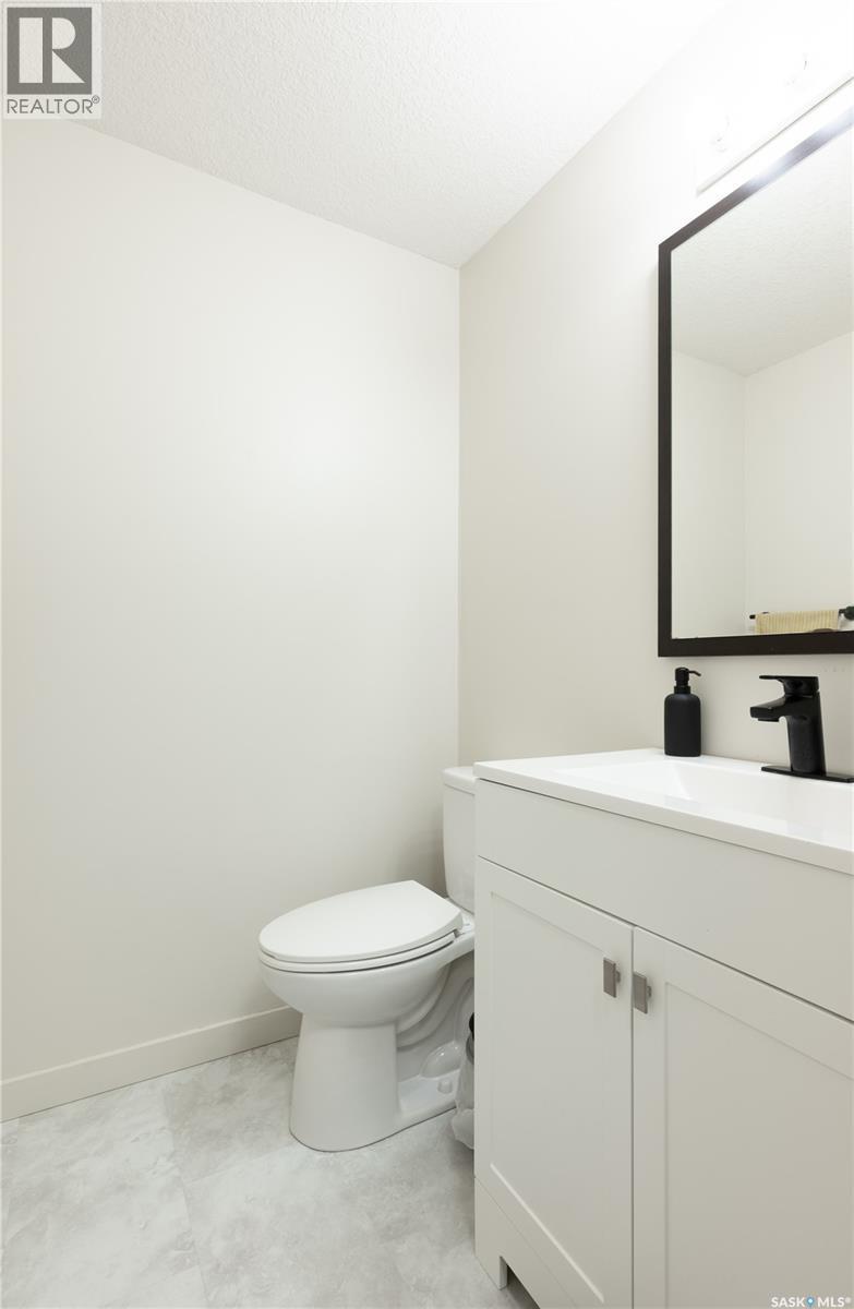 41 5702 Gordon Road, Regina, SK - Indoor Photo Showing Bathroom