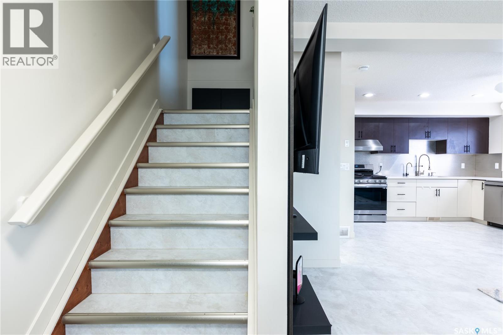 41 5702 Gordon Road, Regina, SK - Indoor