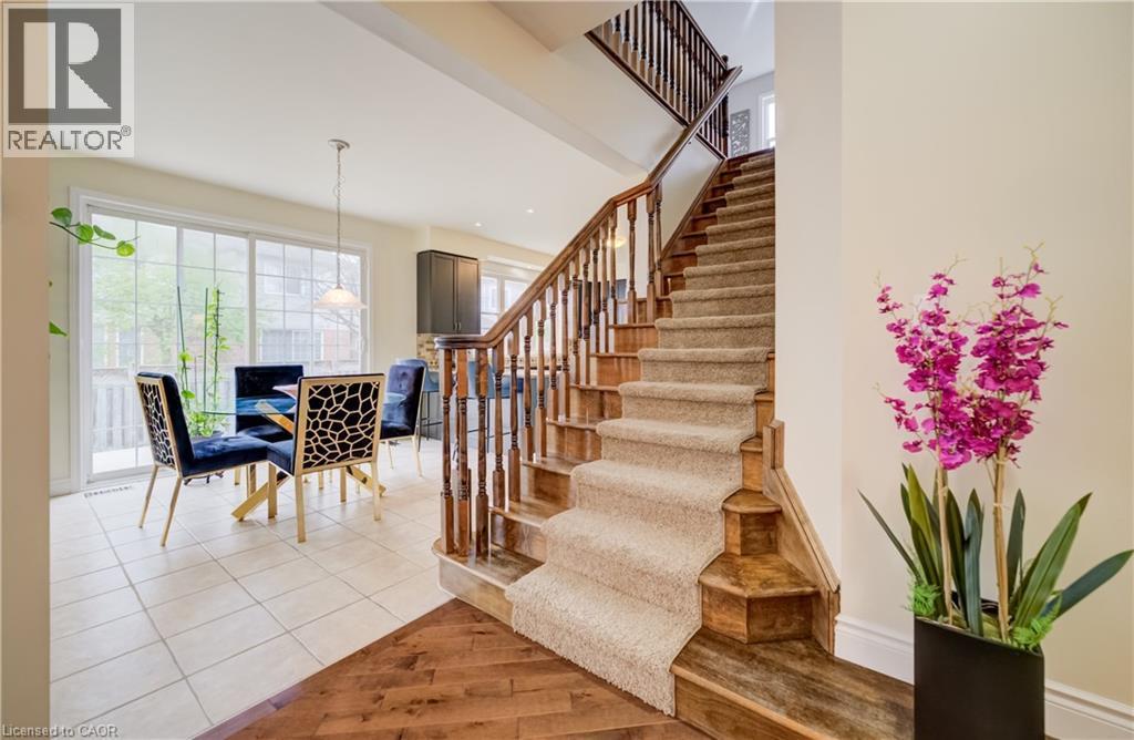76 Glazebrook Crescent, Cambridge, ON - Indoor Photo Showing Other Room