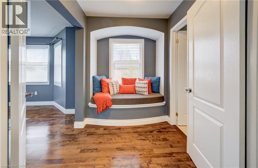 76 Glazebrook Crescent, Cambridge, ON - Indoor Photo Showing Other Room
