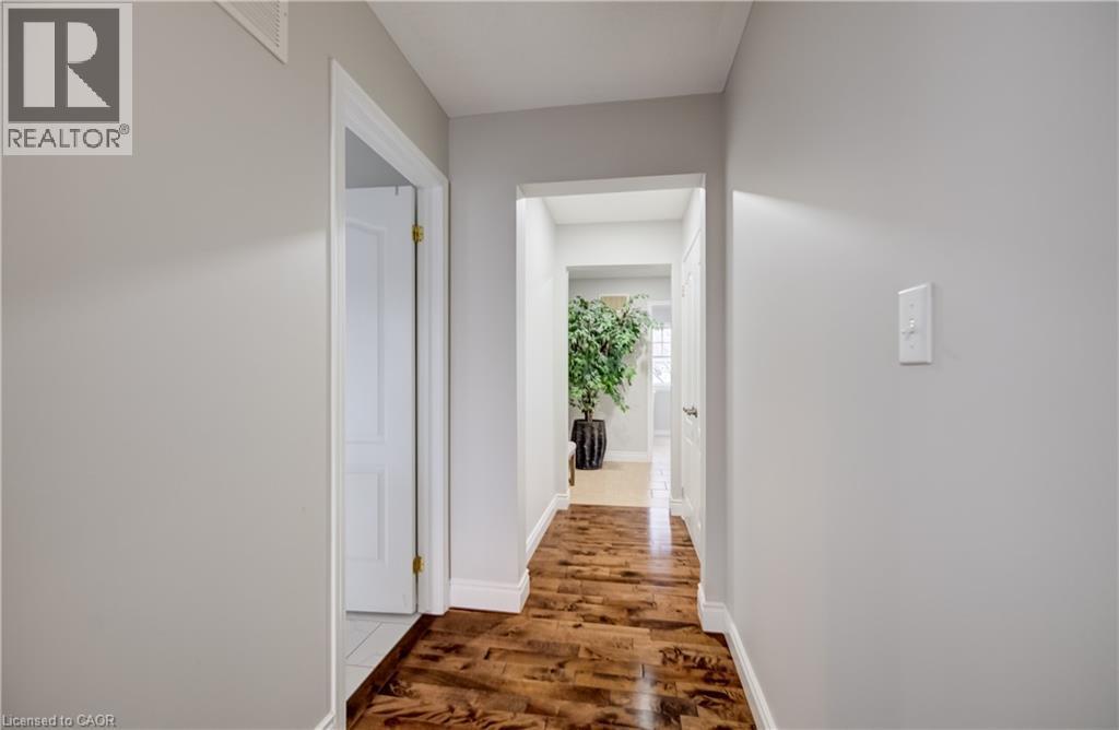 76 Glazebrook Crescent, Cambridge, ON - Indoor Photo Showing Other Room