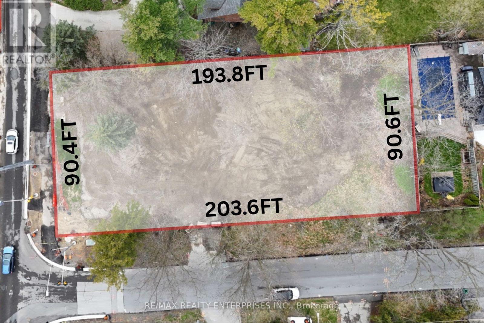 1489 Hurontario Street, Mississauga, ON