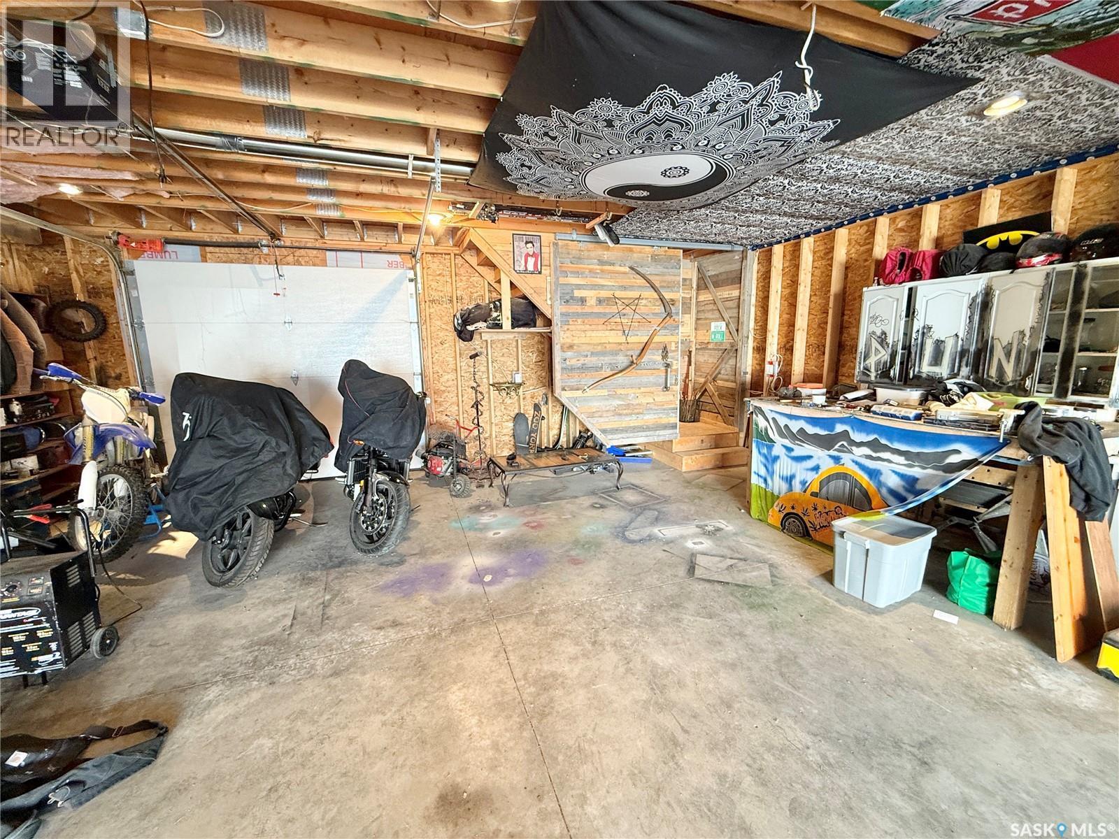 408 Assiniboia Street, Weyburn, SK - Indoor Photo Showing Basement