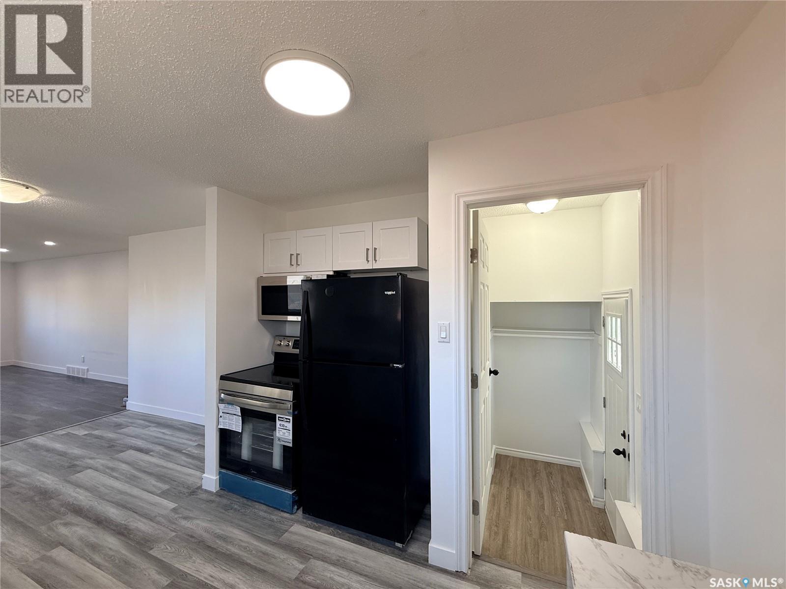 61 Maxwell Crescent, Saskatoon, SK - Indoor Photo Showing Other Room