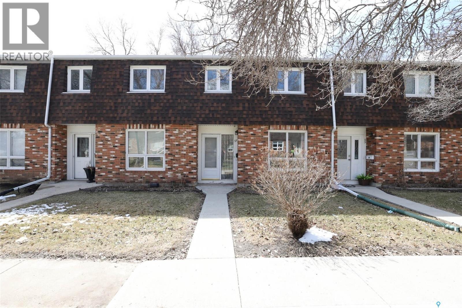 51 Spruceview Road, Regina, SK - Outdoor With Facade