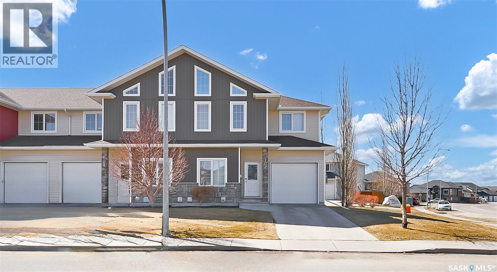 102 Atton Crescent, Saskatoon, SK - Outdoor With Facade