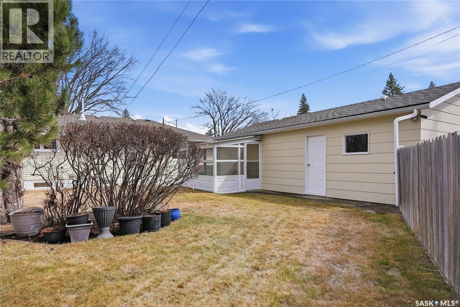51 Mcaskill Crescent, Saskatoon, SK - Outdoor