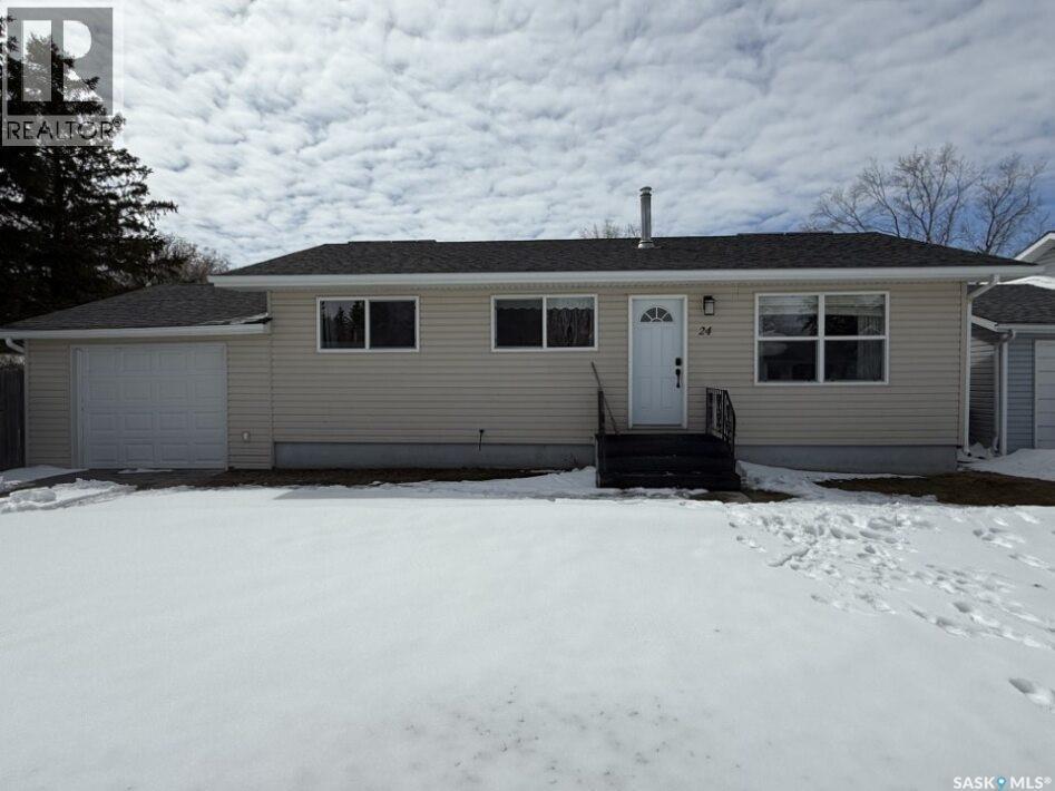24 Albert Place, Hepburn, SK - Outdoor