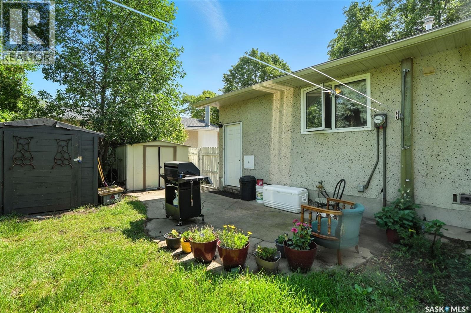 97 Maxwell Crescent, Saskatoon, SK - Outdoor With Exterior