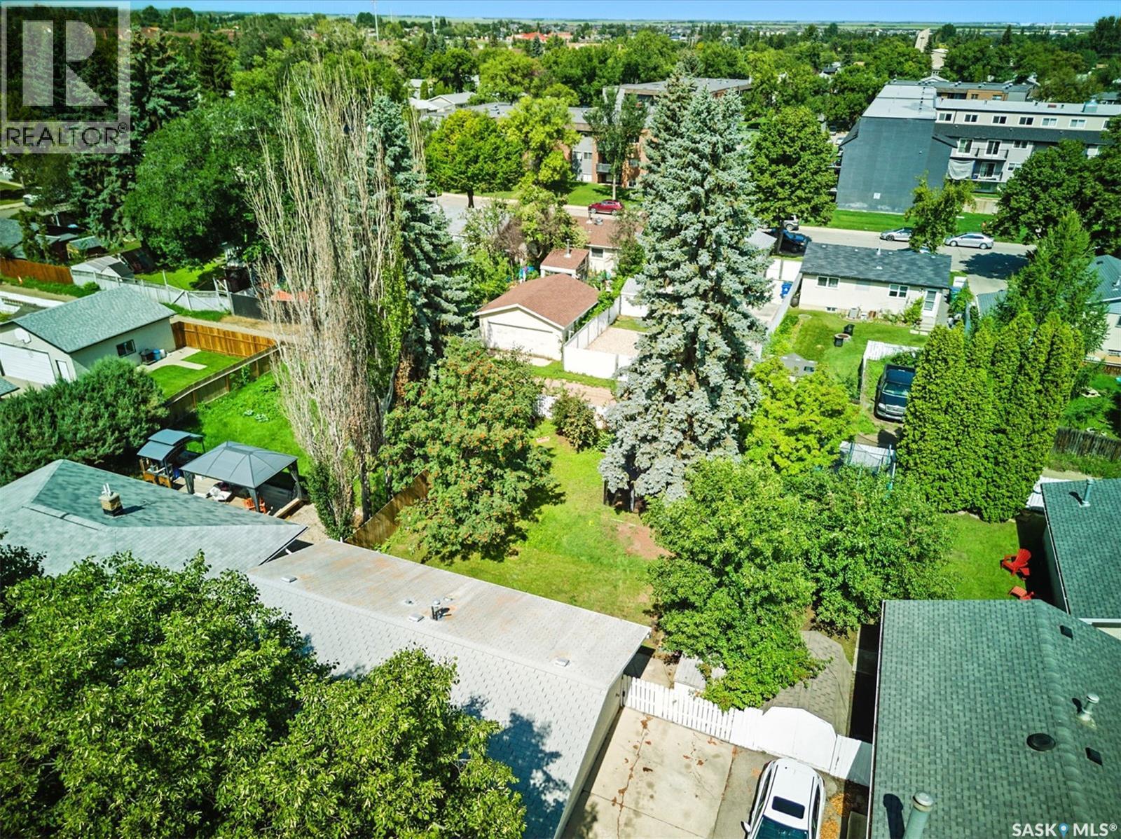 97 Maxwell Crescent, Saskatoon, SK - Outdoor