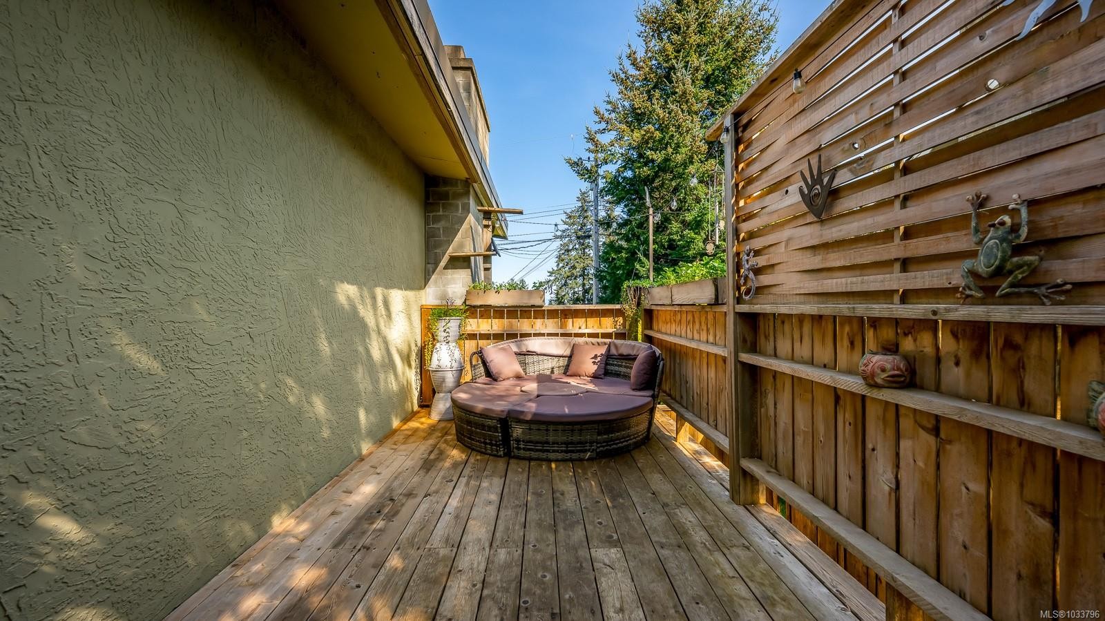 1068 Ruby Rd, Campbell River, BC
