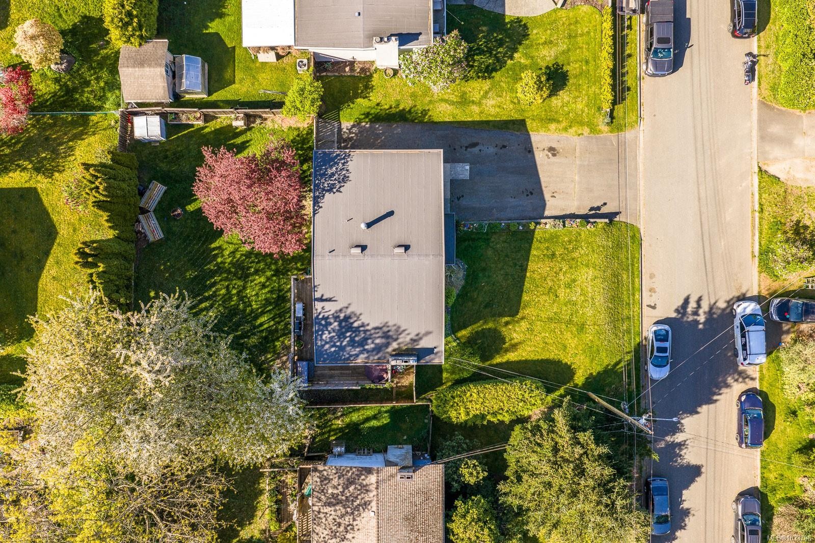 1068 Ruby Rd, Campbell River, BC