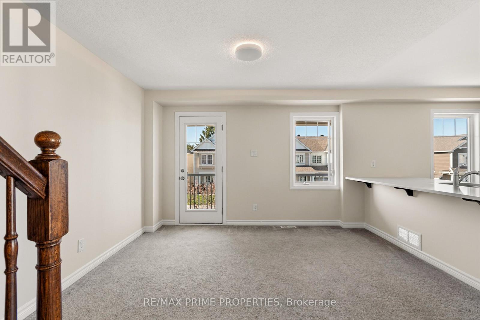 101 Helenium Lane, Ottawa, ON - Indoor Photo Showing Other Room