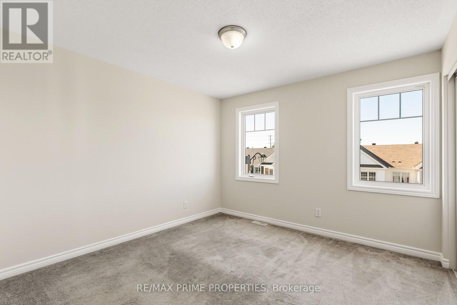 101 Helenium Lane, Ottawa, ON - Indoor Photo Showing Other Room