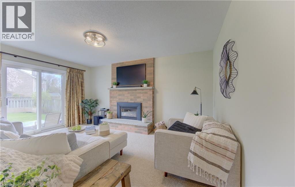 159 Burnett Avenue, Cambridge, ON - Indoor Photo Showing Living Room With Fireplace