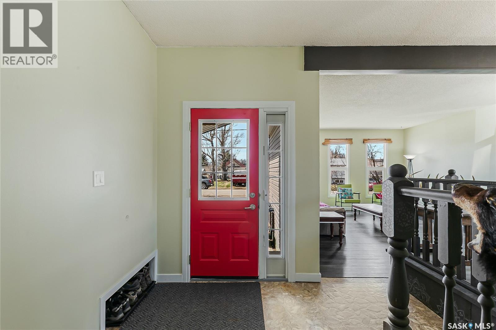 155 Broad Street, Lumsden, SK - Indoor Photo Showing Other Room
