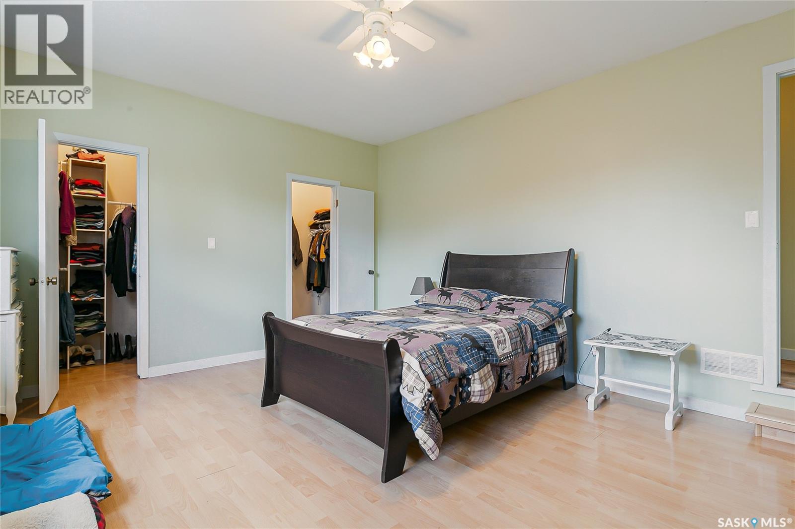 155 Broad Street, Lumsden, SK - Indoor Photo Showing Bedroom