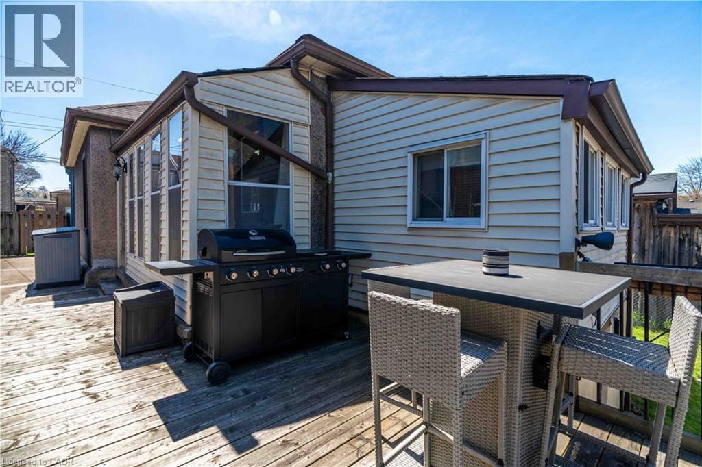 203 Wood Street E, Hamilton, ON - Outdoor With Deck Patio Veranda With Exterior