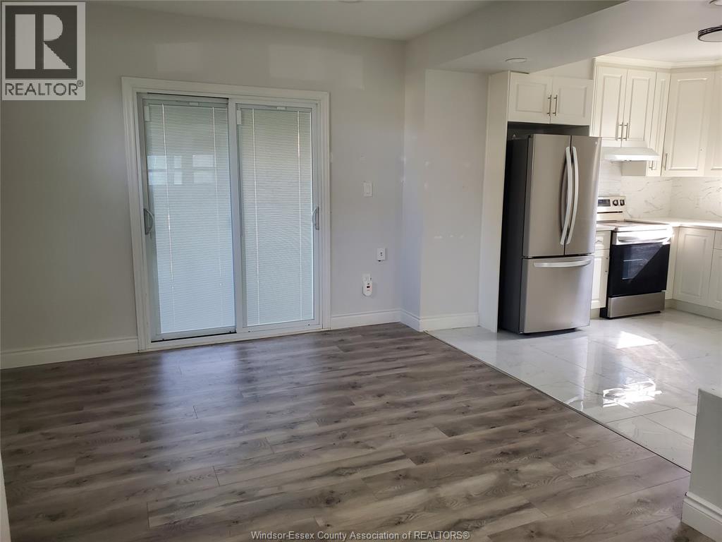 348 Caroline, Windsor, ON - Indoor Photo Showing Kitchen With Stainless Steel Kitchen