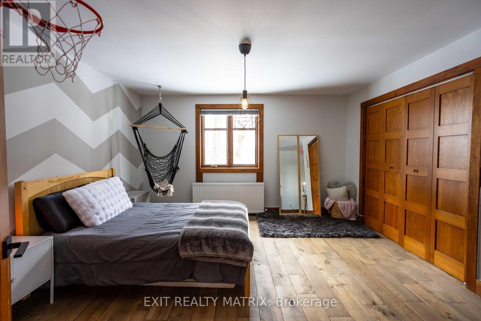 2191 Cassburn Road, Champlain, ON - Indoor Photo Showing Bedroom