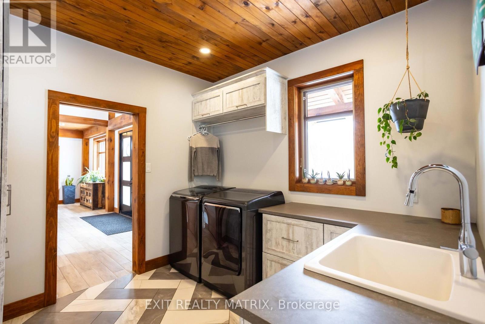 2191 Cassburn Road, Champlain, ON - Indoor