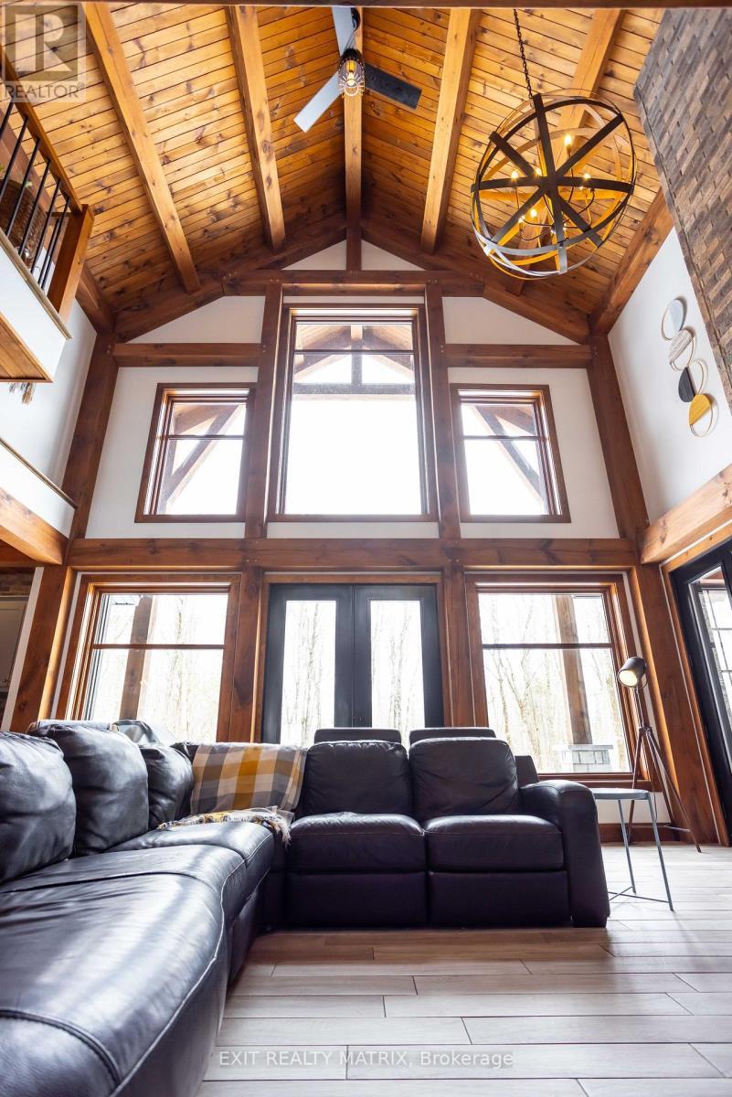2191 Cassburn Road, Champlain, ON - Indoor Photo Showing Living Room