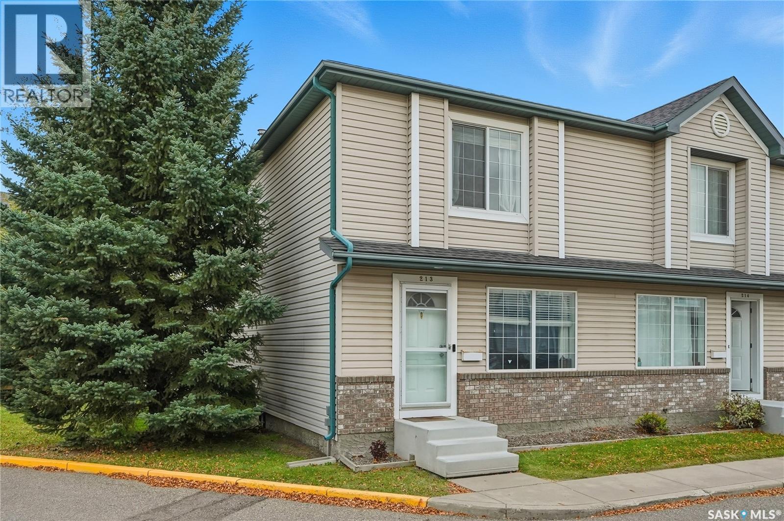 213 663 Beckett Crescent, Saskatoon, SK - Outdoor