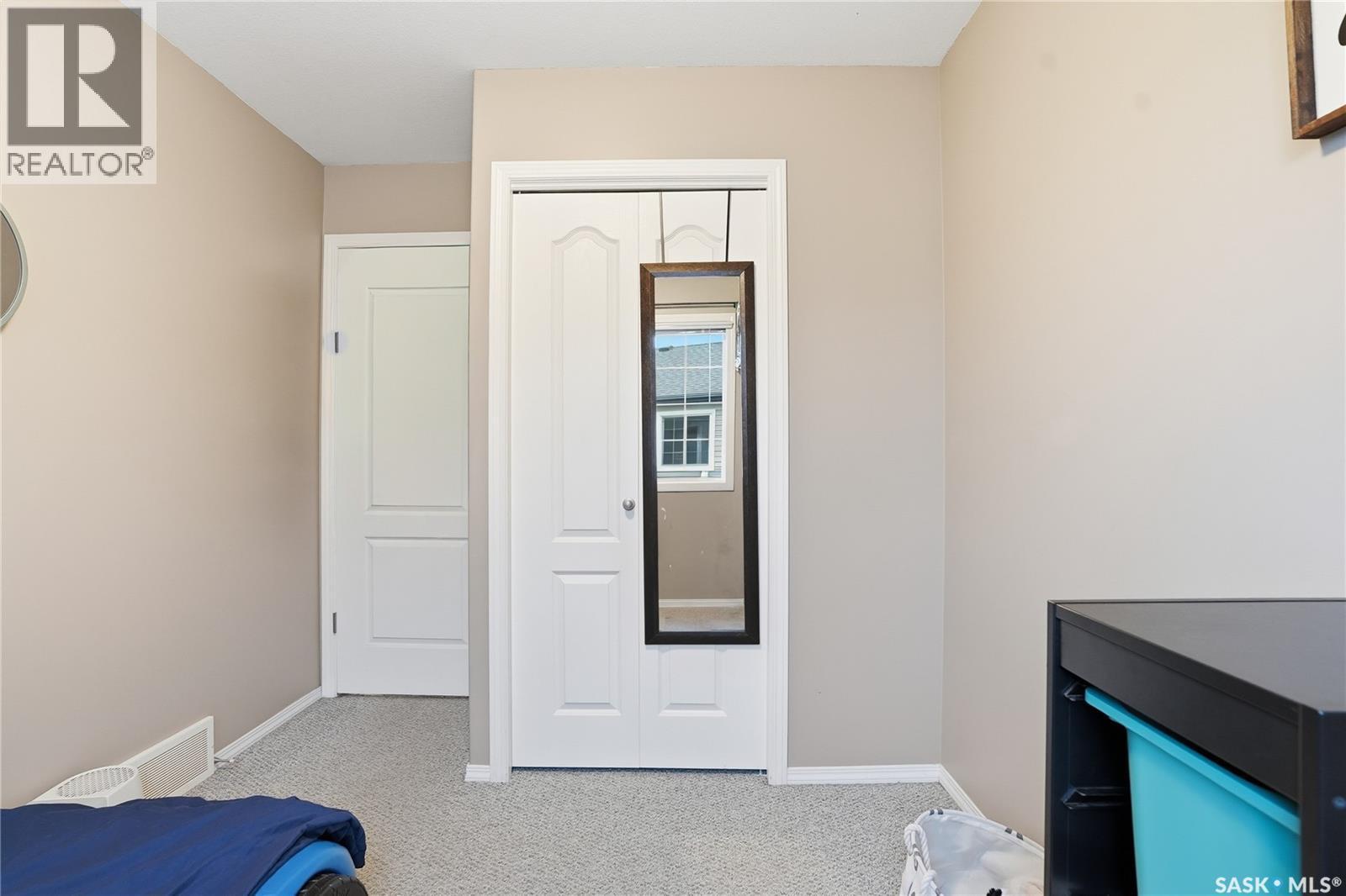 213 663 Beckett Crescent, Saskatoon, SK - Indoor
