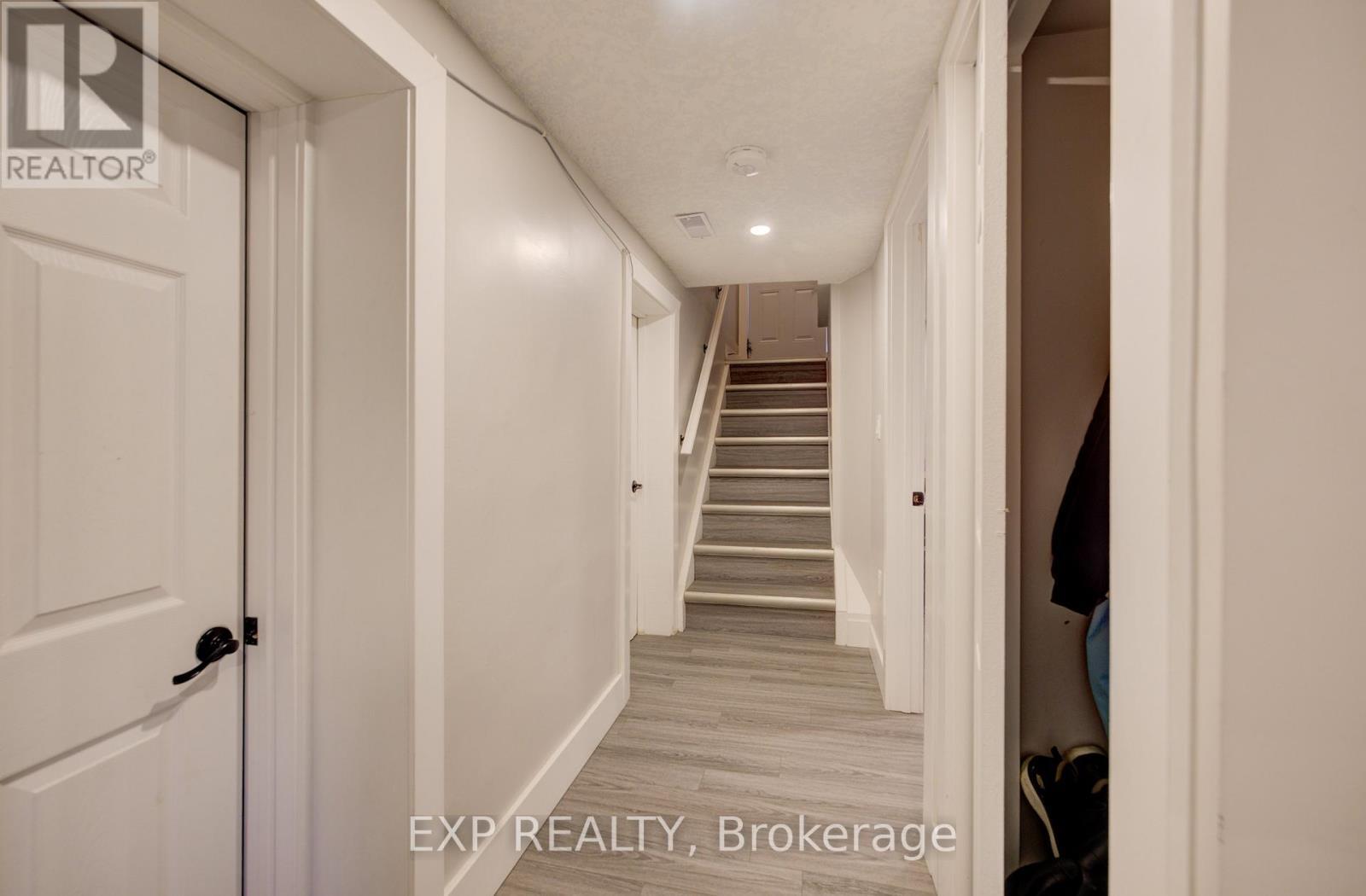 361 Prospect Avenue, Kitchener, ON - Indoor Photo Showing Other Room
