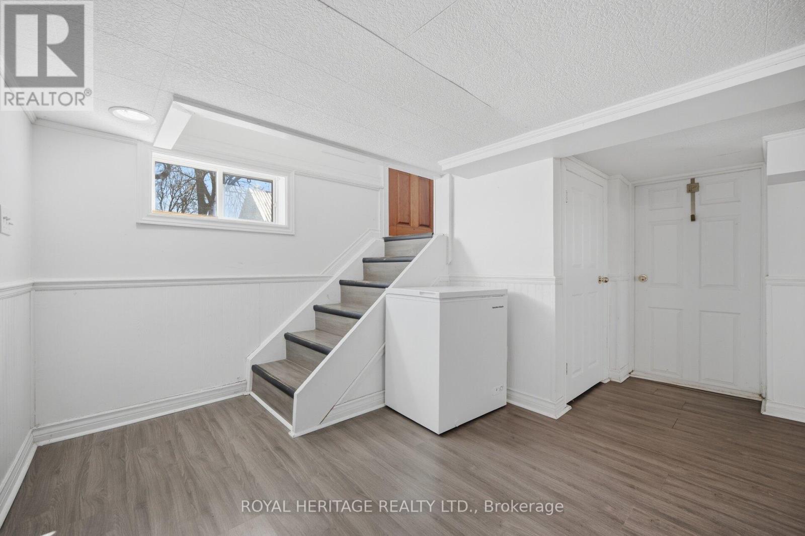 2203 Highway #2, Clarington, ON - Indoor Photo Showing Other Room