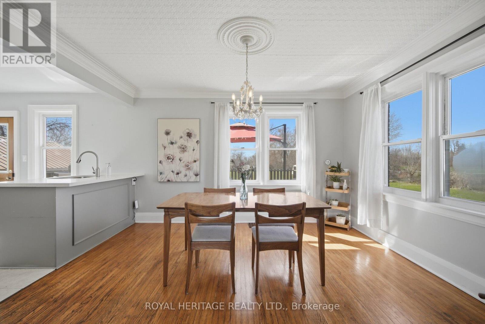 2203 Highway #2, Clarington, ON - Indoor Photo Showing Dining Room