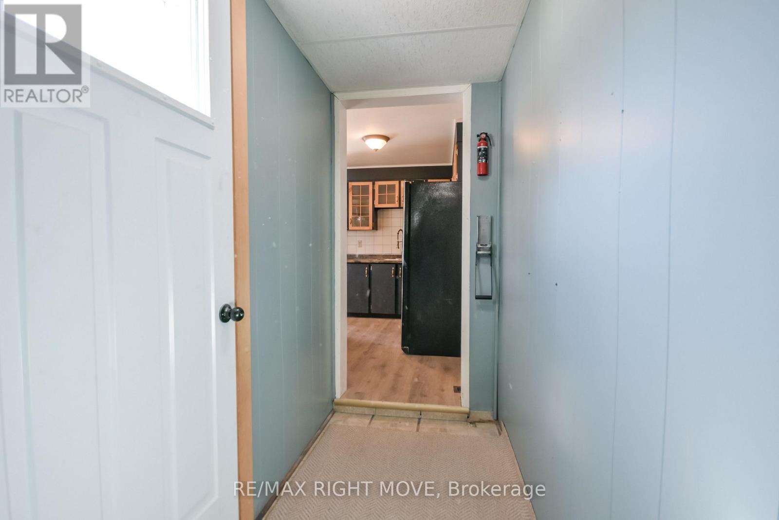 162 Pratt Crescent, Gravenhurst, ON - Indoor Photo Showing Other Room