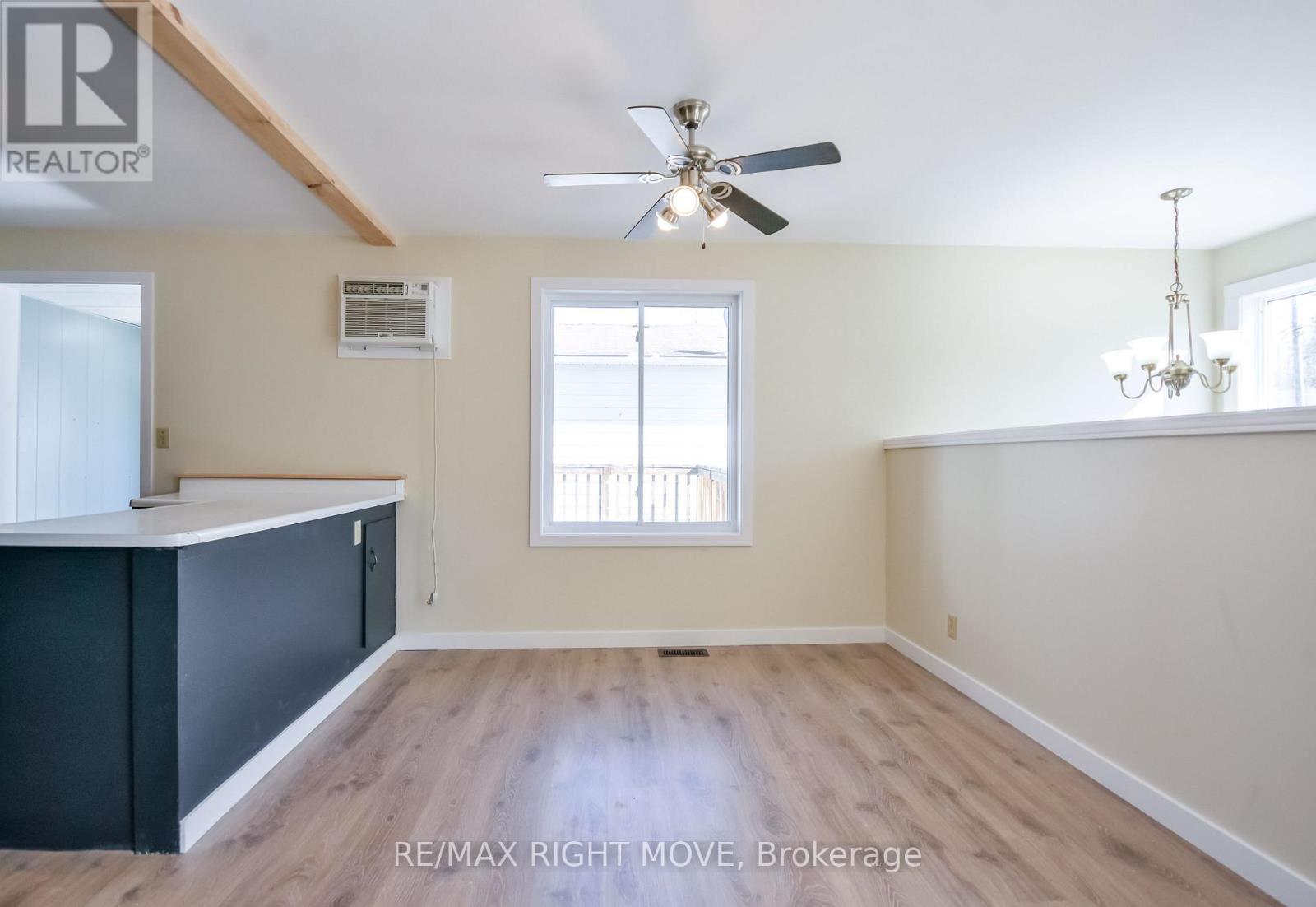 162 Pratt Crescent, Gravenhurst, ON - Indoor Photo Showing Other Room