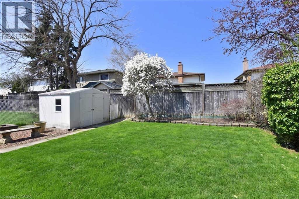 181 Lawnhurst Drive, Hamilton, ON - Outdoor